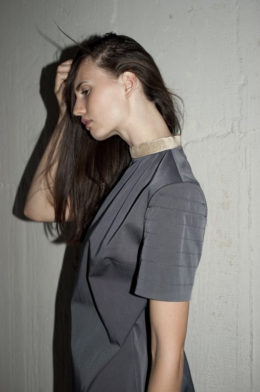 D T DYSTOPIA AW1011 13a