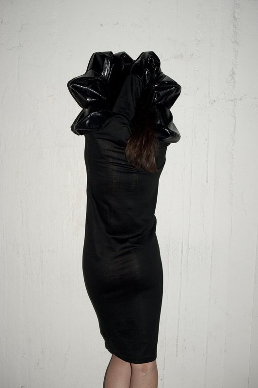 D T DYSTOPIA AW1011 20b