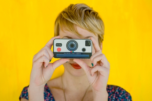 turn your iphone to a polaroid
